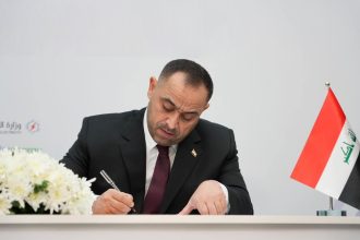 وزير الكهرباء