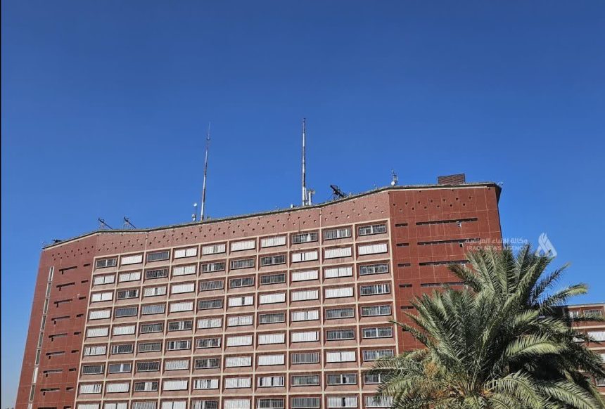 منها دخلت الخدمة.. التخطيط: معالجة 73 مشروع مستشفى متلكئاً في العراق