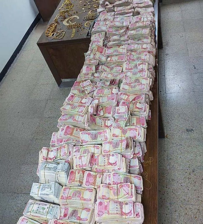 تصديق اعترافات 4 متهمين باختلاس أكثر من 3 مليارات دينار من المرور