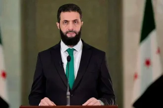 الشرع يصدر مرسوما بتشكيل الحكومة السورية الجديدة