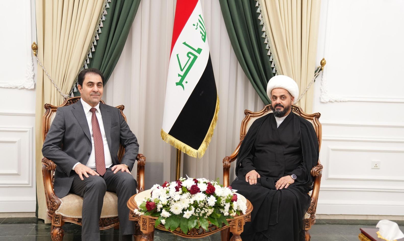 المندلاوي والشيخ الخزعلي يؤكدان ضرورة استكمال إقرار التشريعات التي تمس حياة المواطنين