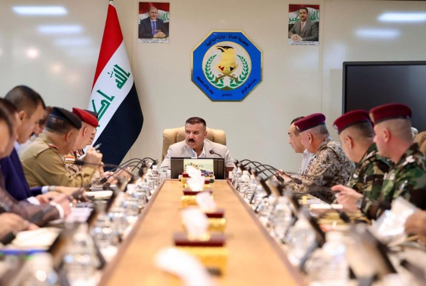 وزير الداخلية يوجه بتسهيل حركة مرور الزائرين نحو مرقد الإمامين الكاظمين "ع"
