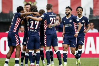 أيندهوفن يتوج بلقب الدوري الهولندي للمرة 26 في تاريخه