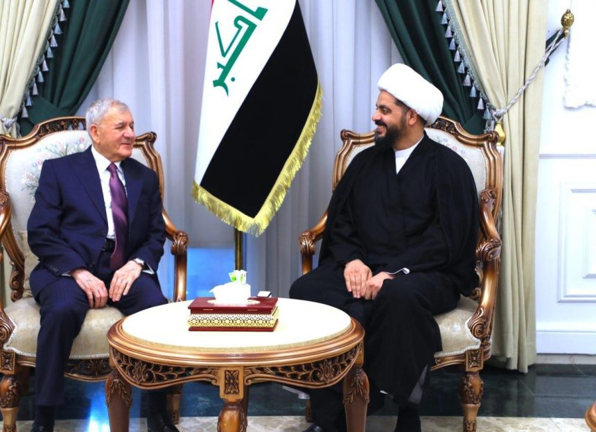 رئيس الجمهورية والشيخ الخزعلي يؤكدان أهمية تعزيز الصف الوطنيّ وتكاتف القوى السياسية