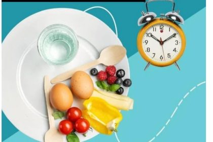 دراسة تكشف أفضل توقيت لتناول الطعام وإنقاص الوزن