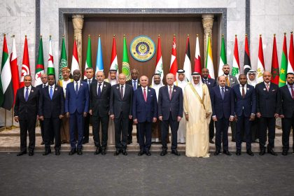 وزير الخارجية يعلن انتهاء أعمال الجلسة الافتتاحية على مستوى وزراء خارجية الدول العربية ببغداد