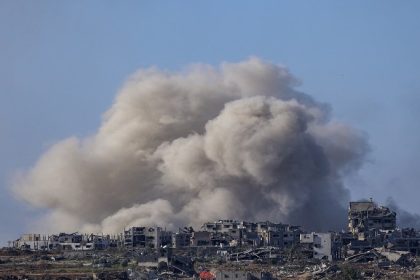 استشهاد 19 فلسطينيا بينهم أطفال بغارات صهيونية ليلية