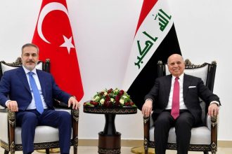 العراق وتركيا يؤكدان ضرورة التنسيق لمواجهة التطورات الإقليمية ومنع توسع رقعة الحرب