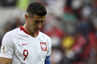 ليفاندوفسكي يعتكف عن المشاركة مع منتخب بلاده