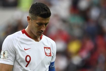 ليفاندوفسكي يعتكف عن المشاركة مع منتخب بلاده