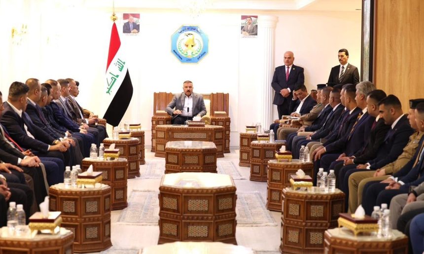 وزير الداخلية يشدد على الضرب بيد من حديد لكل من تسول له نفسه العبث بالأمن