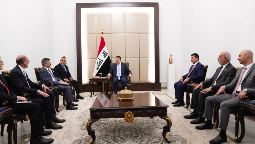 رئيس الوزراء يرحب بعمل الشركات الأمريكية في العراق وخاصة في قطاع النفط