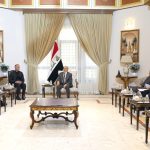 المشهداني ولاريجاني يبحثان تعزيز العلاقات العراقية - الإيرانية