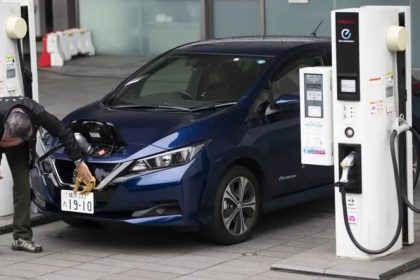 المرکبات الکهربائيه