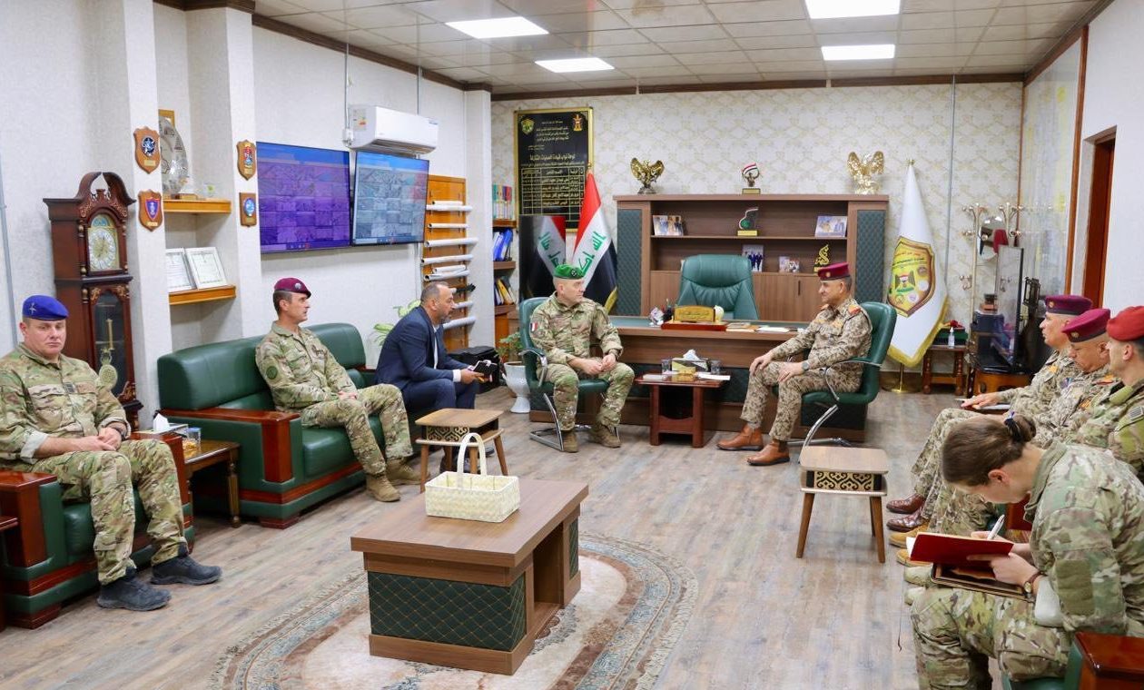 العراق وفرنسا يبحثان بناء القدرات العسكرية وتطوير الإمكانيات