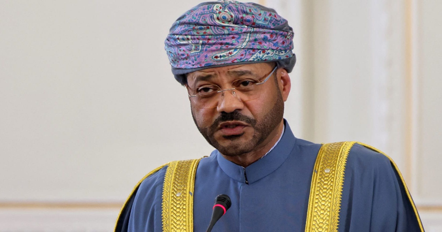 وزير الخارجية العماني