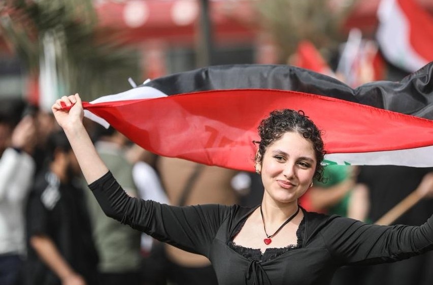 تجمع الحشود الجماهيرية