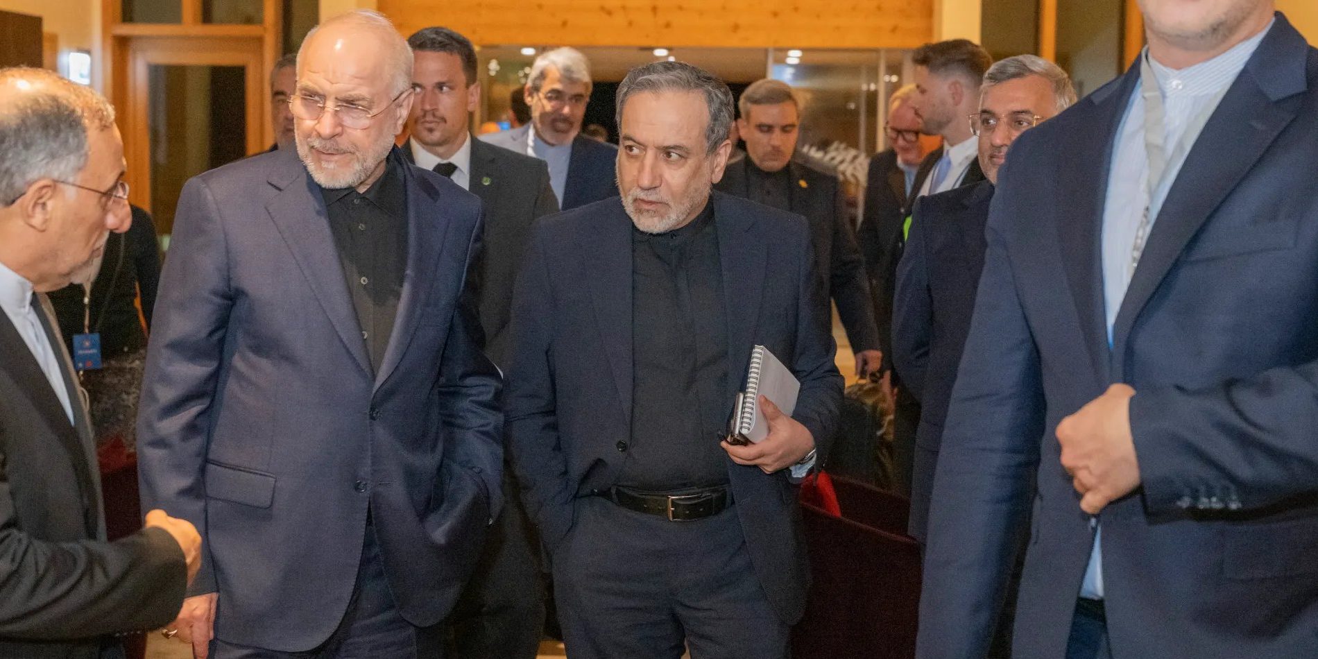 التلفزيون الوفد المفاوض غادر سويسرا بعد 18 ساعة من المفاوضات المكثفة