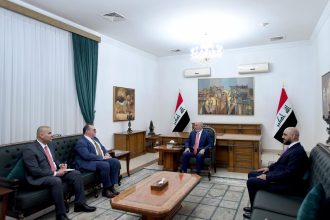 ئاميدي يؤكد أهمية توسيع آفاق التعاون مع واشنطن ضمن اتفاقية الإطار الإستراتيجي