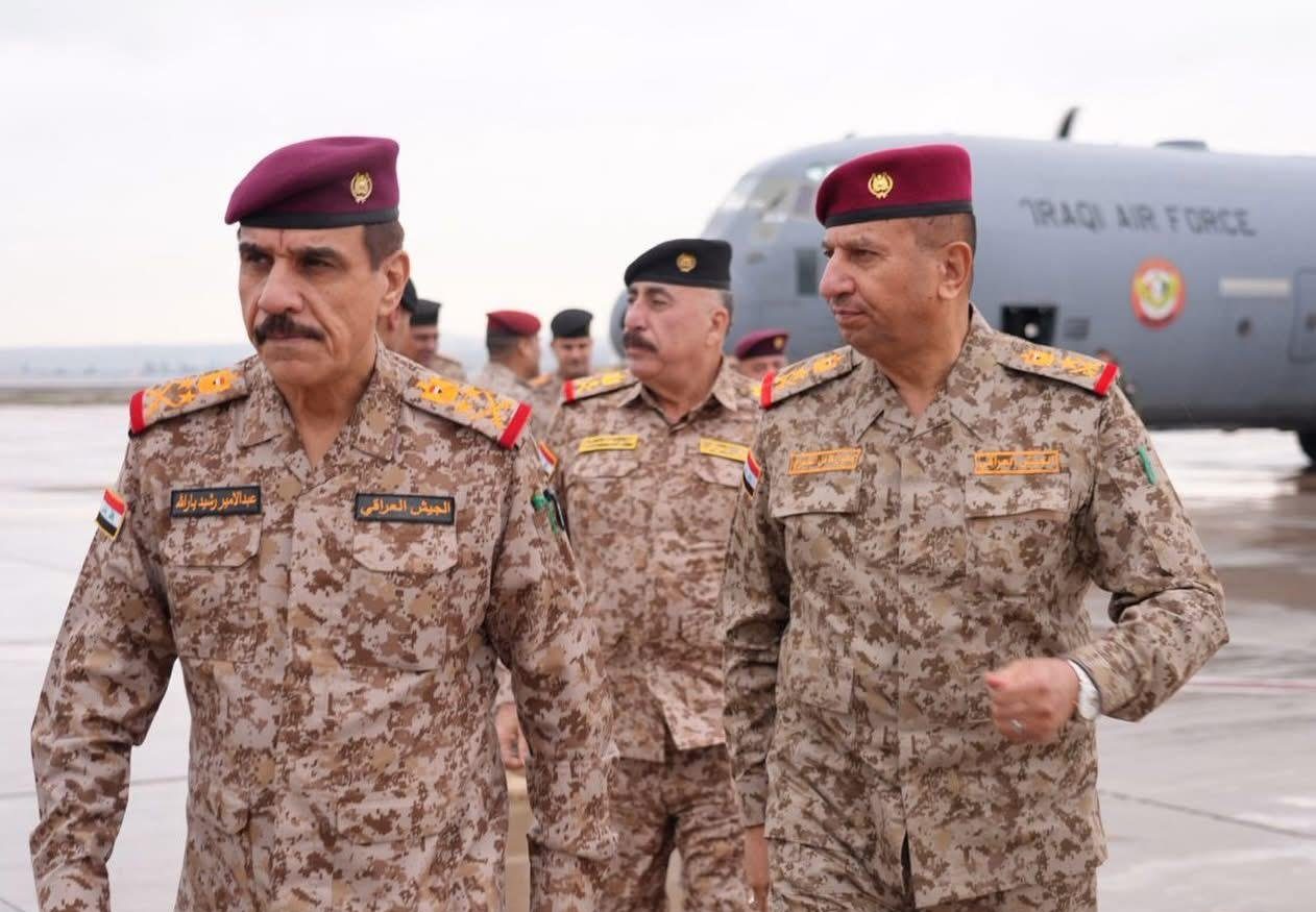 رئيس أركان الجيش يتفقد فرقة المشاة الآلية 25 ويطلع على جاهزيتها