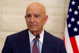 المبعوث الأمريكي الخاص توم ترامب يسعى للتوصل إلى سلام مع إيران وفتح مضيق هرمز