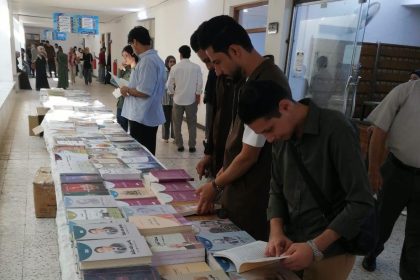 دار الشؤون الثقافية العامة تقيم معرضًا للكتاب في جامعة واسط بأكثر من 200 عنوان