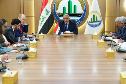 الإعمار والبنك الأوروبي يبحثان فرص تمويل المشاريع الاستراتيجية
