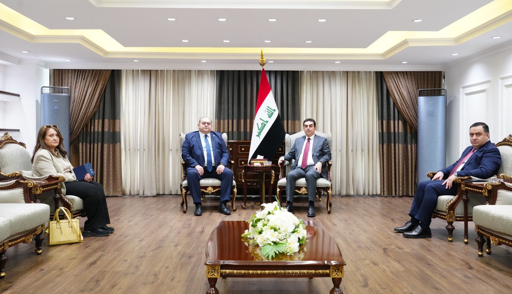 العراق ورومانيا يبحثان تفعيل دور لجان الصداقة النيابية وتعزيز العلاقات الثنائية